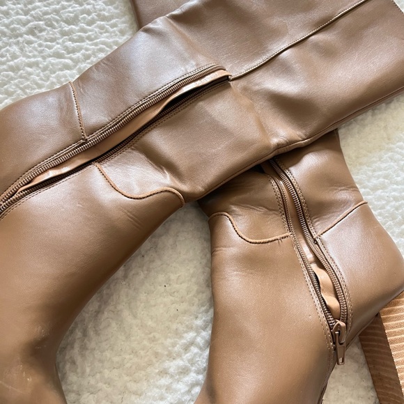 Brown boots | 8-8.5 - Picture 2 of 3